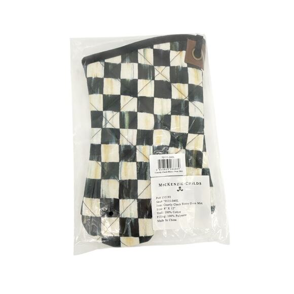 MACKENZIE-CHILDS Courtly Check Bistro Oven Mitt - Picture 6 of 13